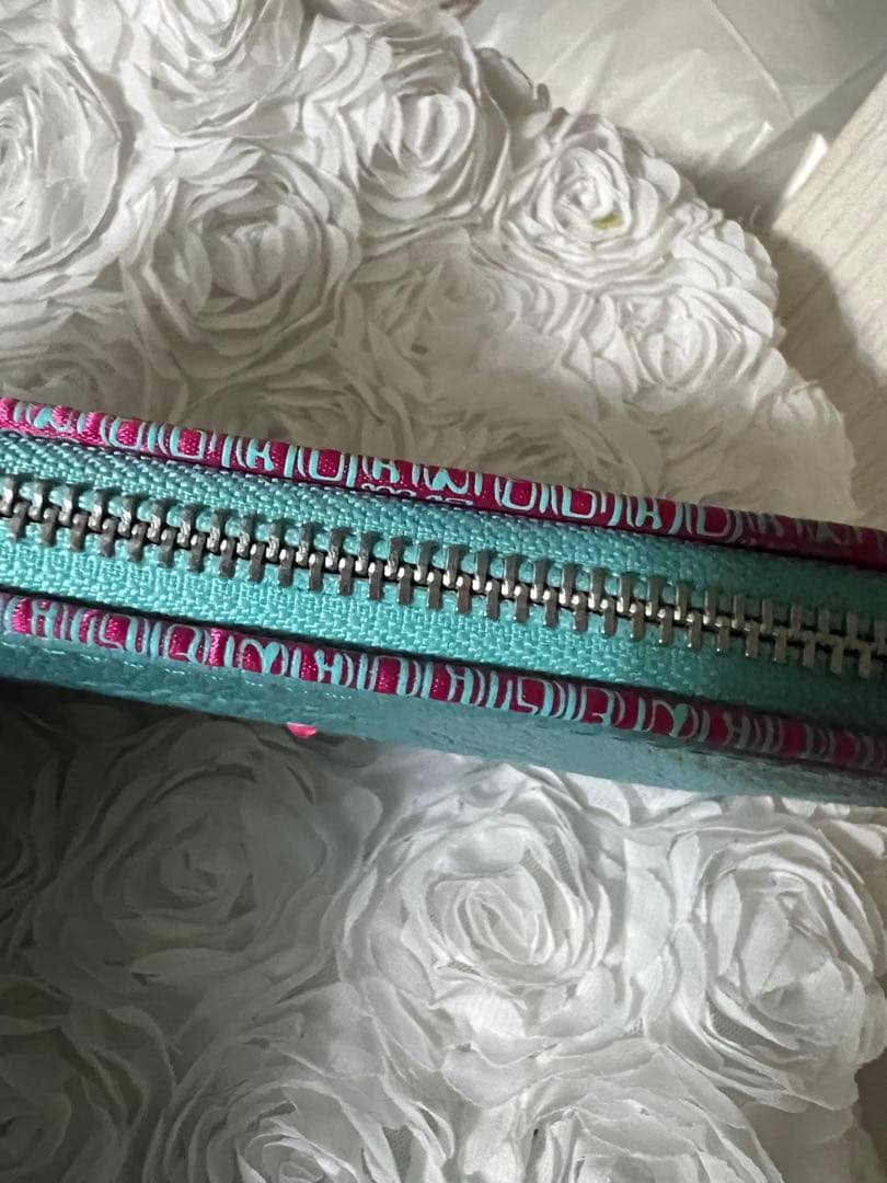 牛革　スワロフスキー　お宝ポーチ