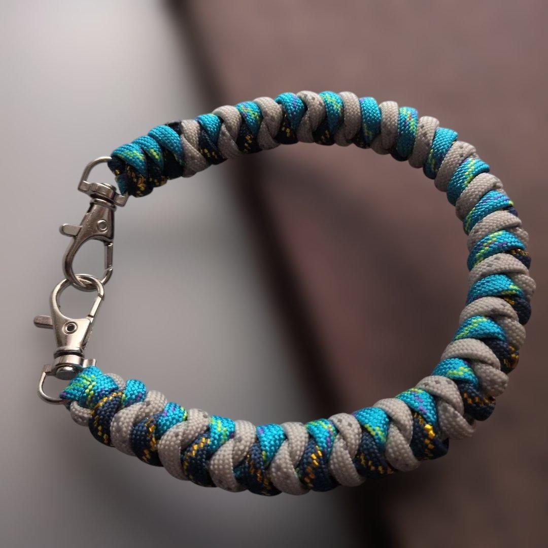 専用☘パラコードハンドストラップ（スネークノット）