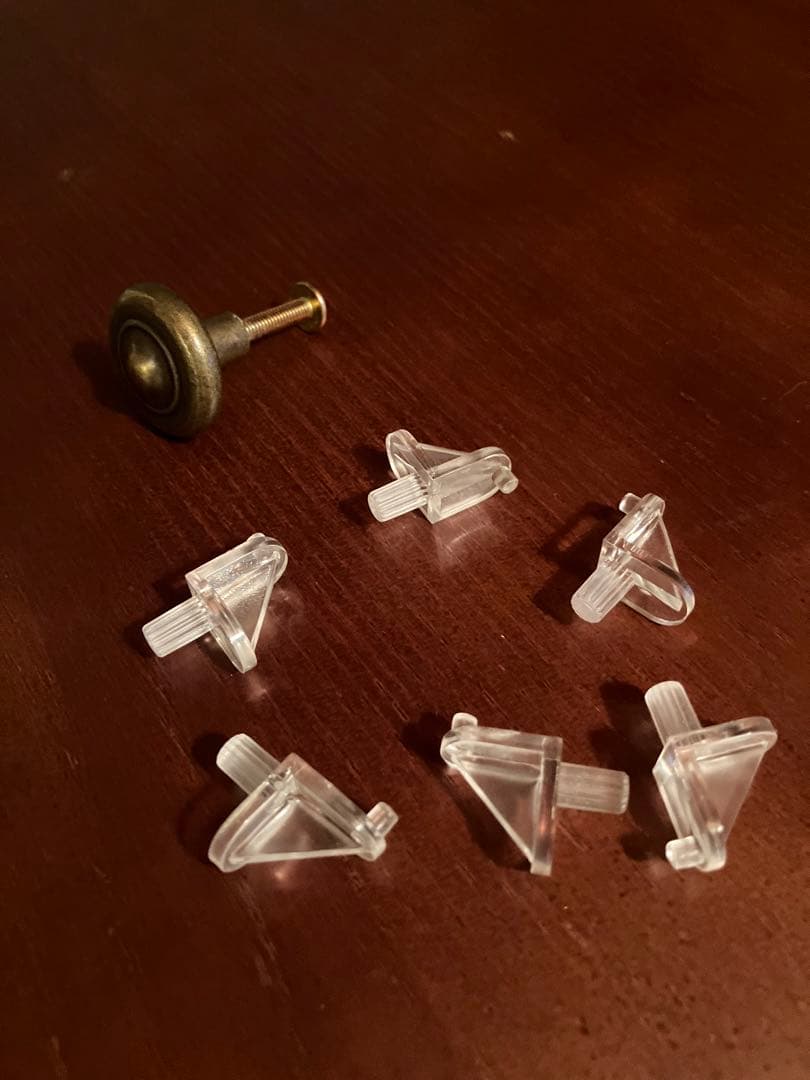 木製ラック ガラス扉付き