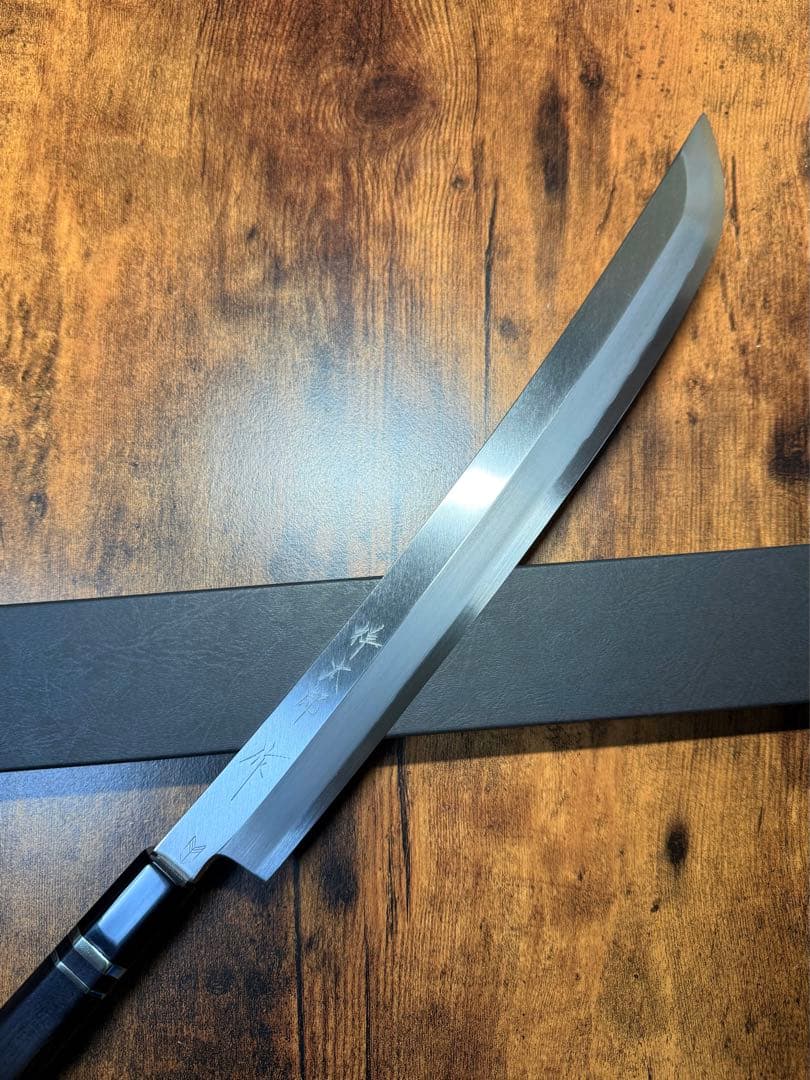 【堺打刃物】祥太郎作　蛸引 先丸　包丁　尺一　銀三鋼　鬼反り黒檀銀巻八角水牛柄