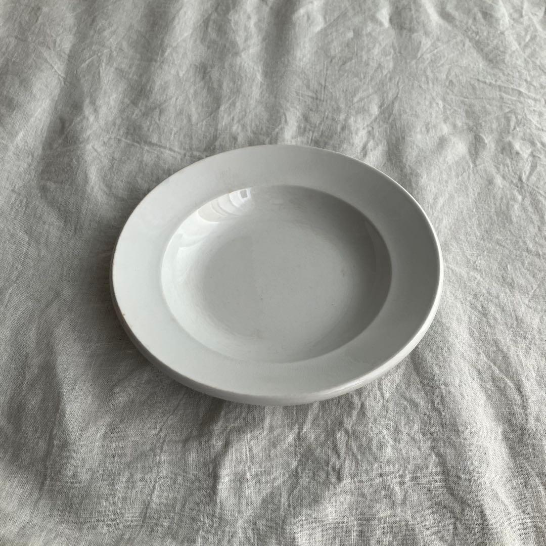 バドンヴィレー 地厚皿 深皿 B