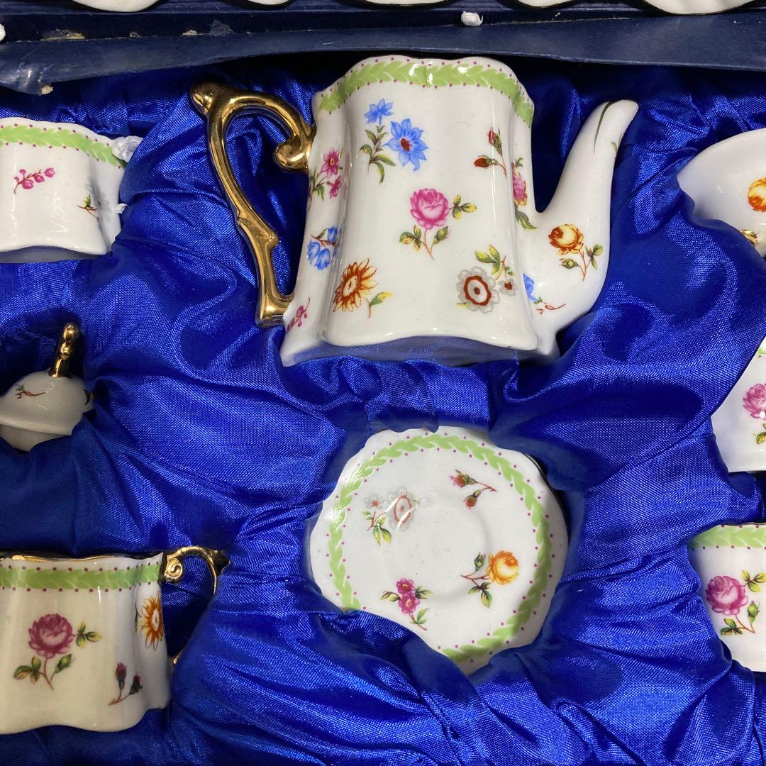 KOBE ALPHALPHA ミニチュア ティーセット 花柄 ミニチュア陶器置物