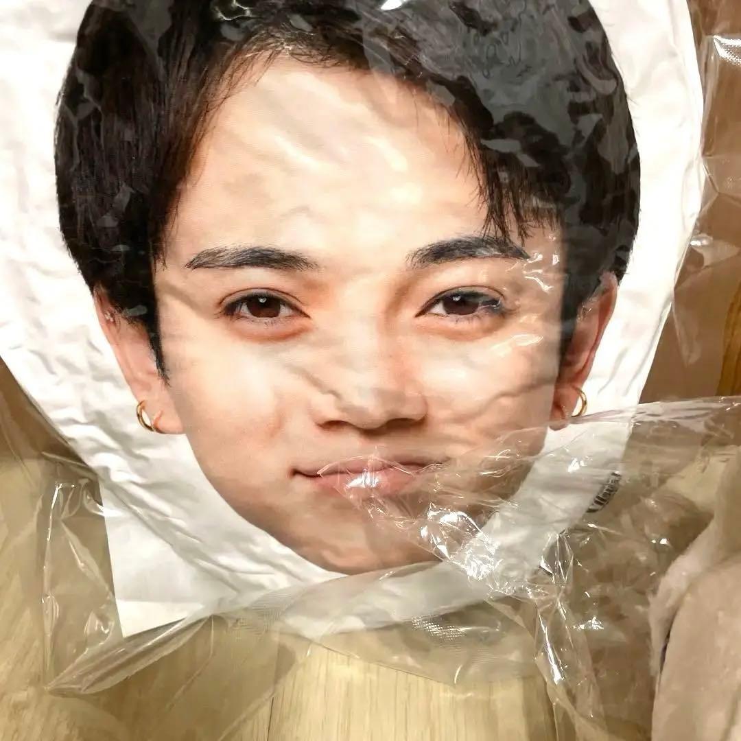 宮近海斗フェイスクッション - メルカリ