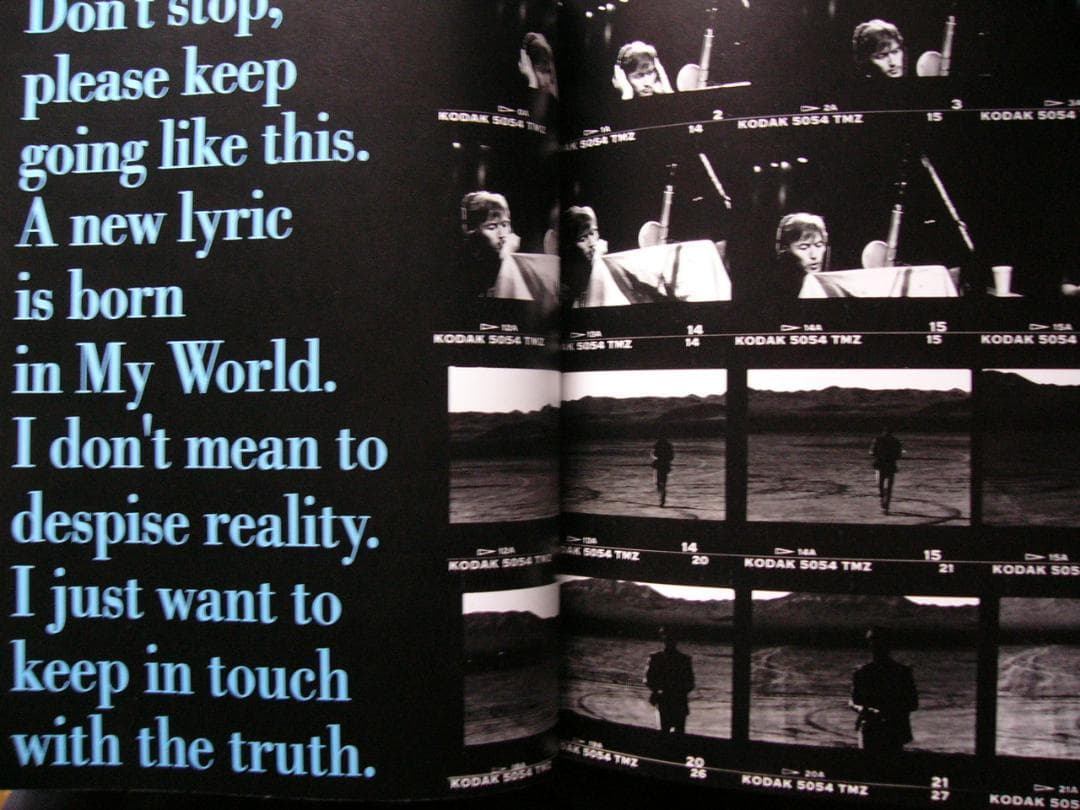 ○B'z LIVE-GYM '96 spirit LOOSEツアーパンフ美本です - メルカリ