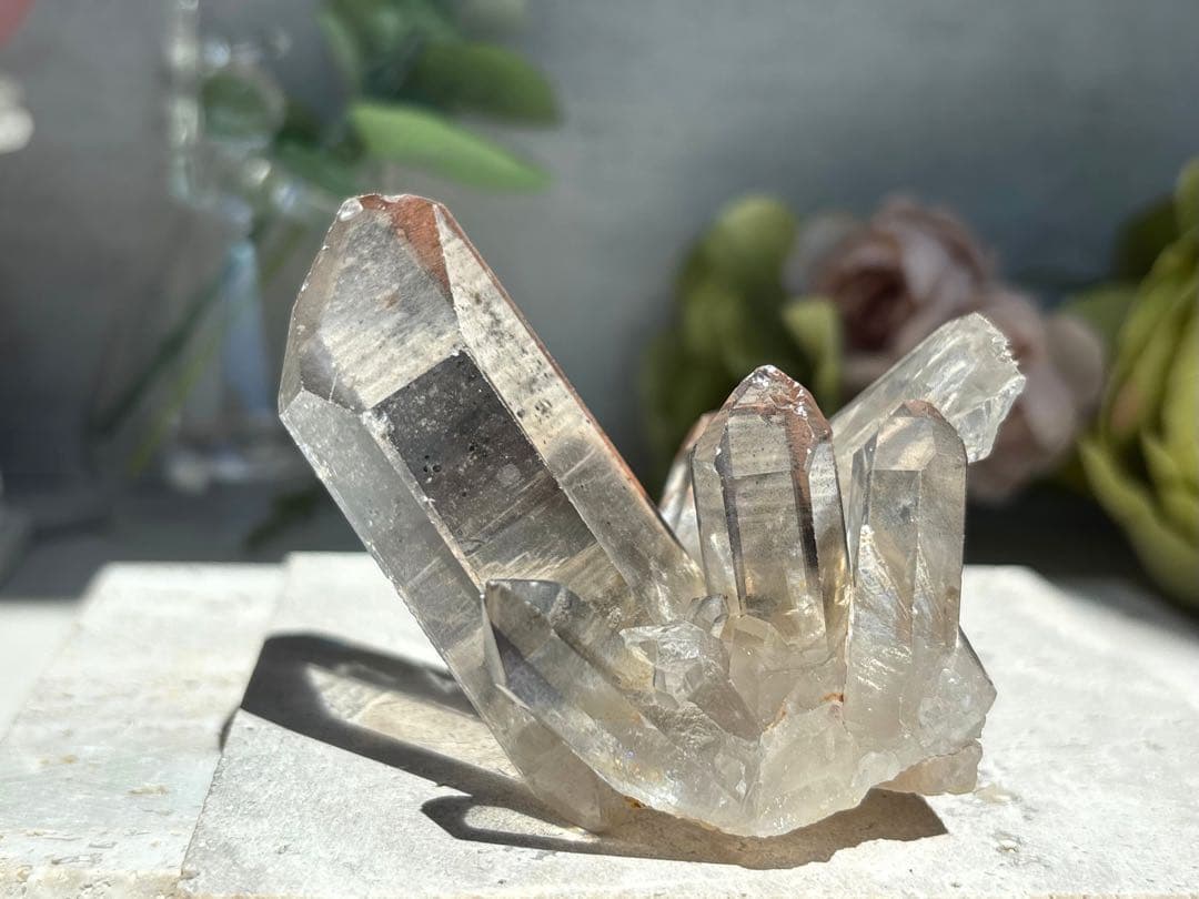 《ファントム×ライトスモーキークォーツクラスター＊ブラックルチル》