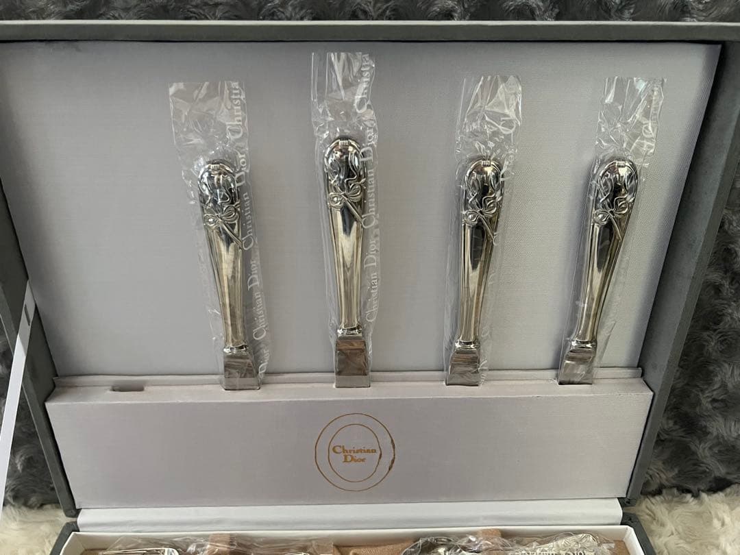 ディオール　カトラリーセット　18-18 ディナーセット〈24本セット〉W18