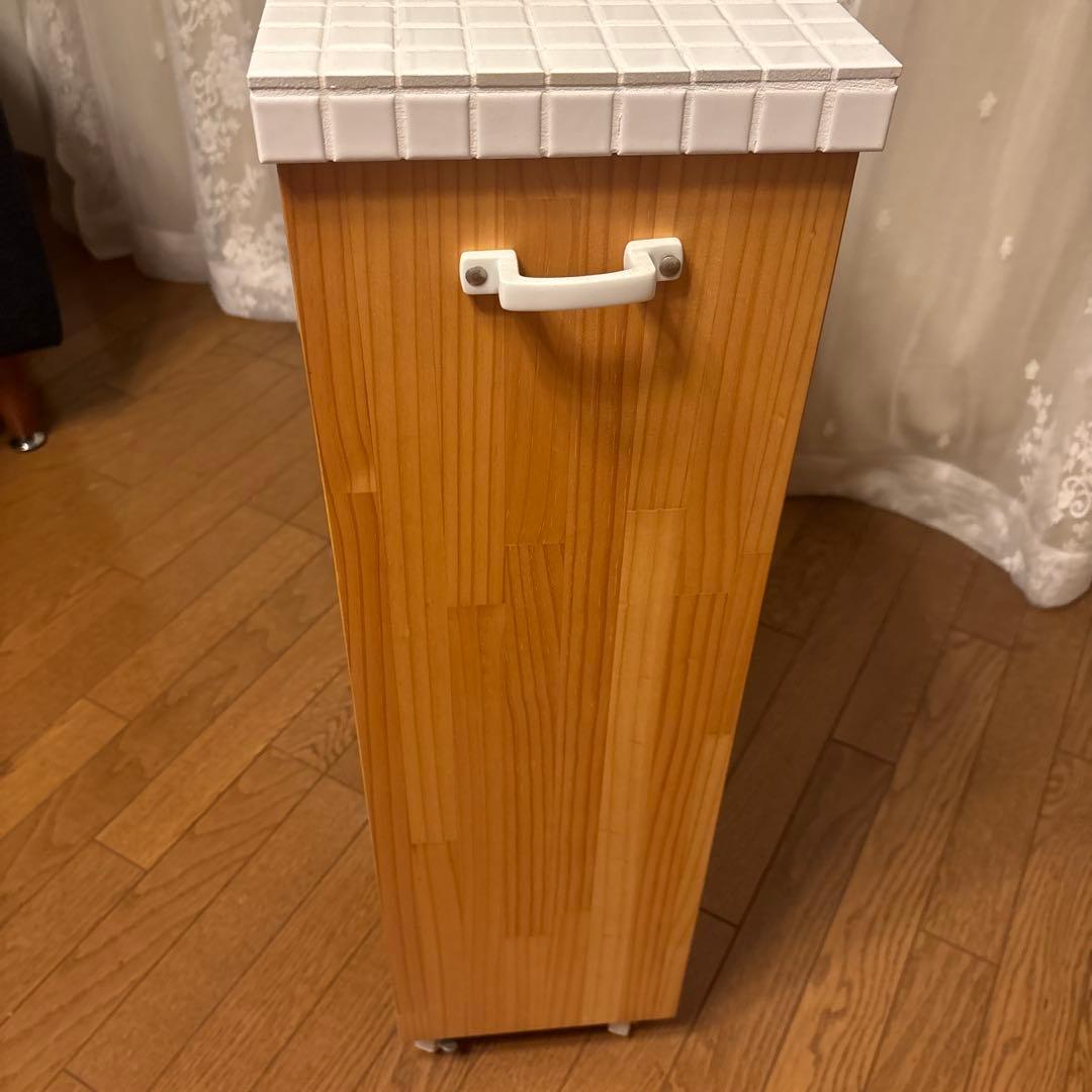 モモナチュラル　スリムワゴン　タイルトップ★お値下げしました★