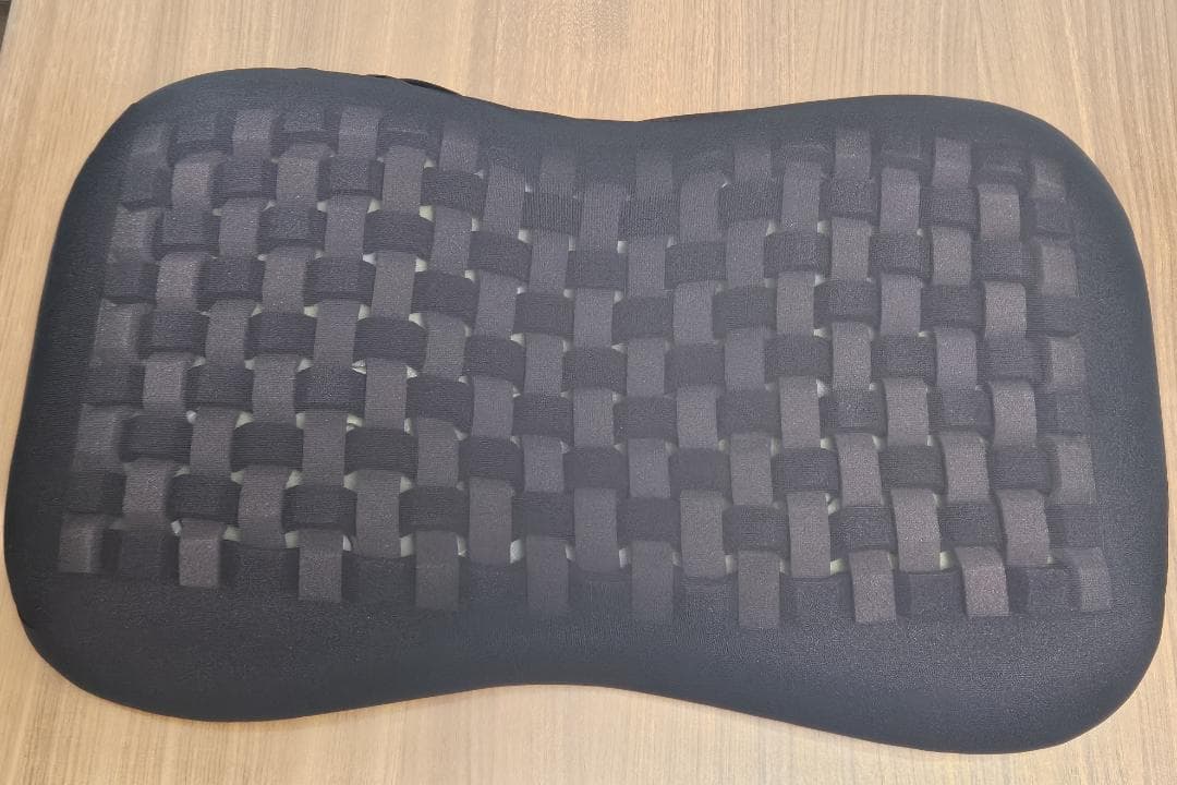 【西川】エアー4Dピロー/低め　配色；グレーベージュ