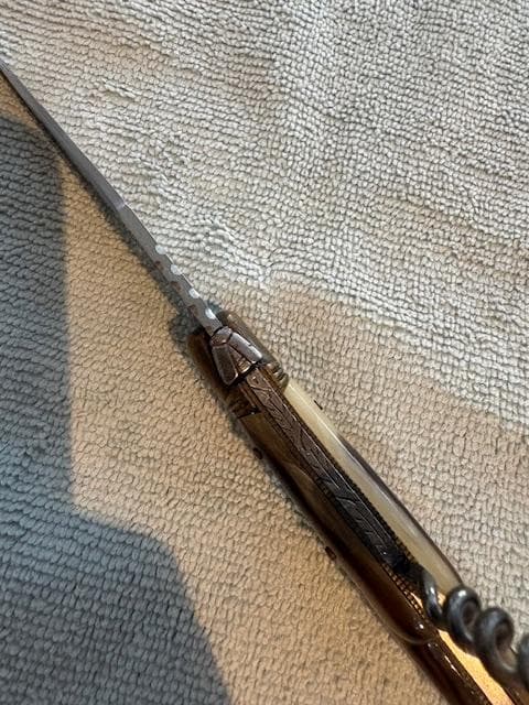 Laguiole(ラギオール)ソムリエナイフ