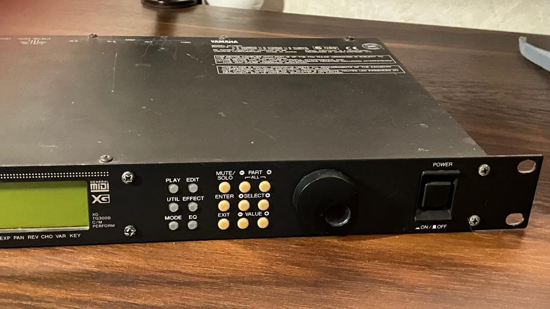 YAMAHA MU100R（音源モジュール）