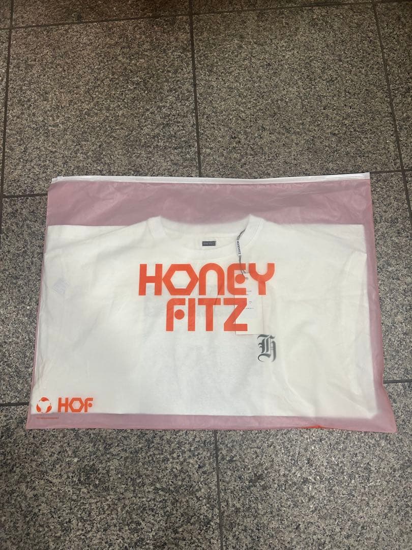 honey fitz pop-up 限定 io Tシャツ - メルカリ