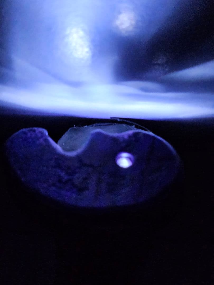 紫色　スギライト勾玉