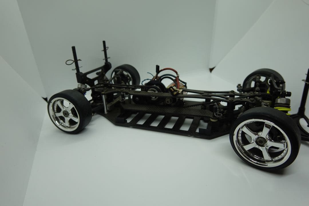 N*i様 TAMIYA 旧車　シャーシ　当時物　ラジコン　車