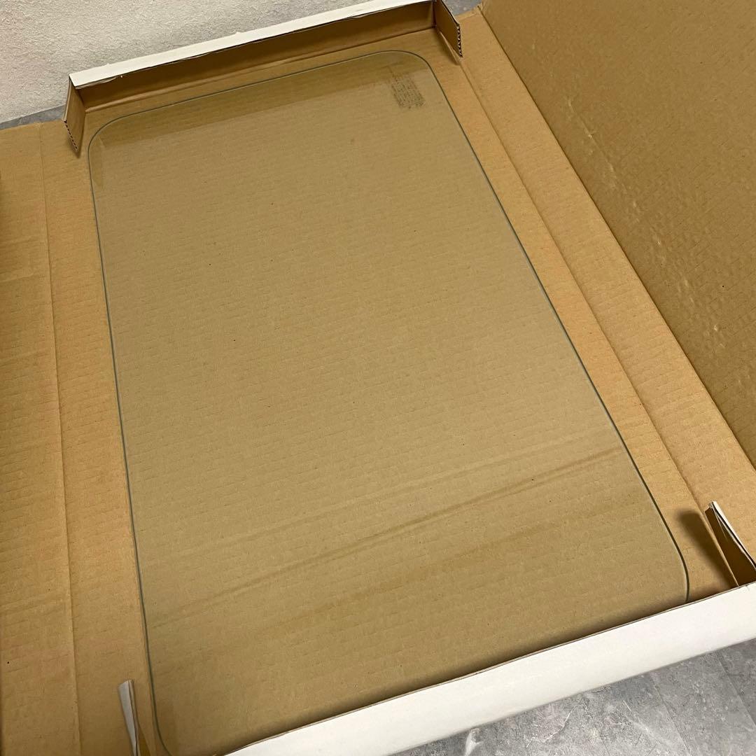 新品未使用　レトロ　80年代　ガラステーブル　センターテーブル　アイアンフレーム