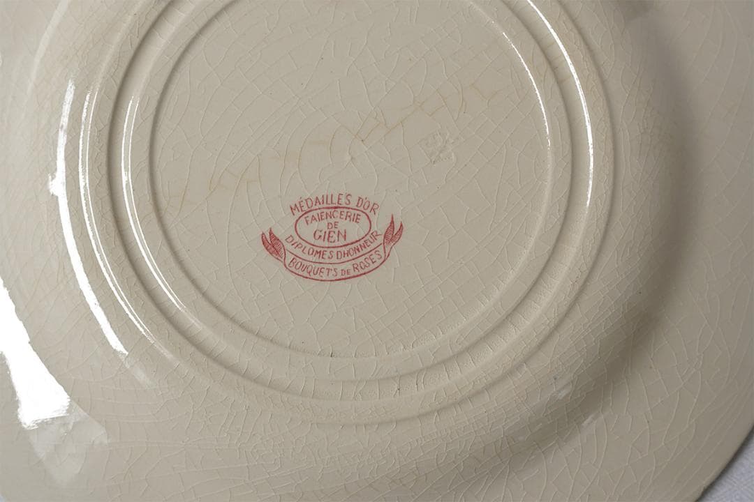 フランスアンティーク　ジアン　ローズ　 プレート　ピンクレッド　23.9cm