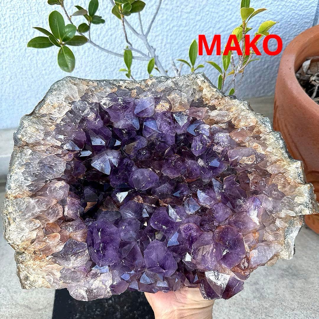 M1670☆アメジストクラスター8.8Kg☆天然石　原石☆N50301-A