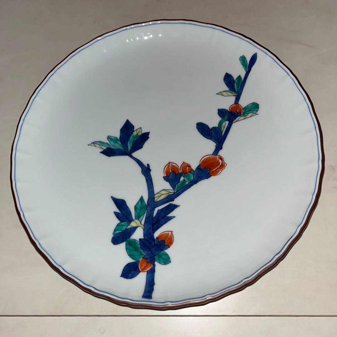 ★《美品》★ 【紫檀の皿立て】、　【有田焼 】「華山・萬右衛門 」飾り皿