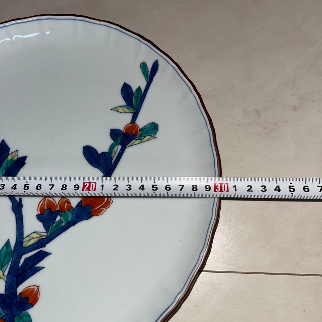 ★《美品》★ 【紫檀の皿立て】、　【有田焼 】「華山・萬右衛門 」飾り皿