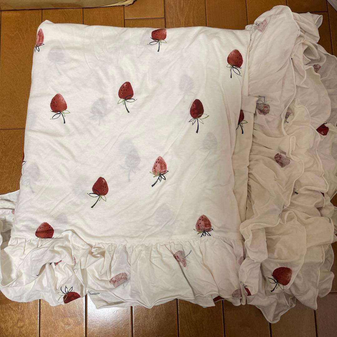 【完売商品】ジェラートピケ　寝具3点　掛布団 敷布団枕カバー　セミダブル　いちご