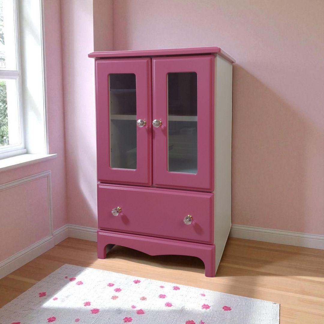 ピンキーライティング　アルファタカバ　ピンクの木製収納キャビネット　棚 収納