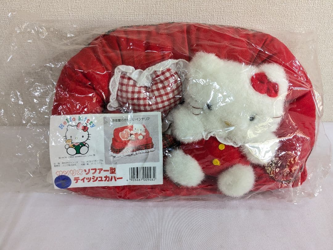 【希少】 新品未使用 サンリオ ハローキティ ティシュカバー チェック