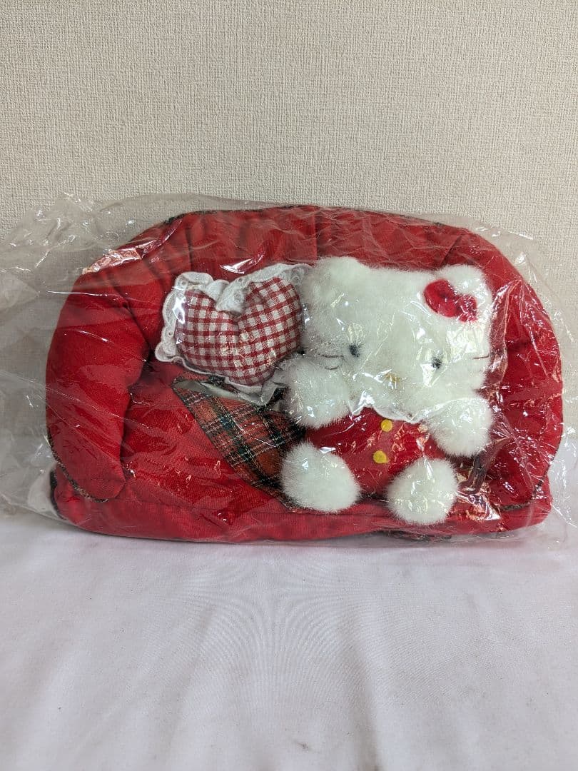 【希少】 新品未使用 サンリオ ハローキティ ティシュカバー チェック