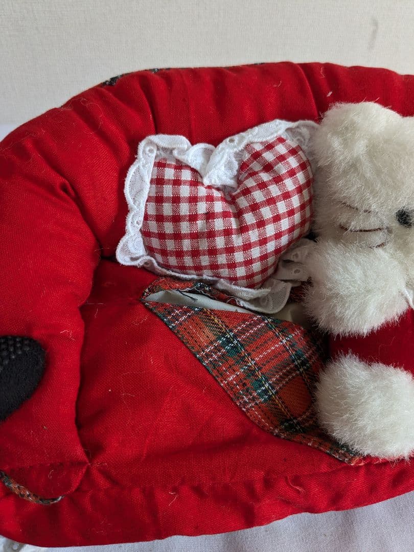 【希少】 新品未使用 サンリオ ハローキティ ティシュカバー チェック