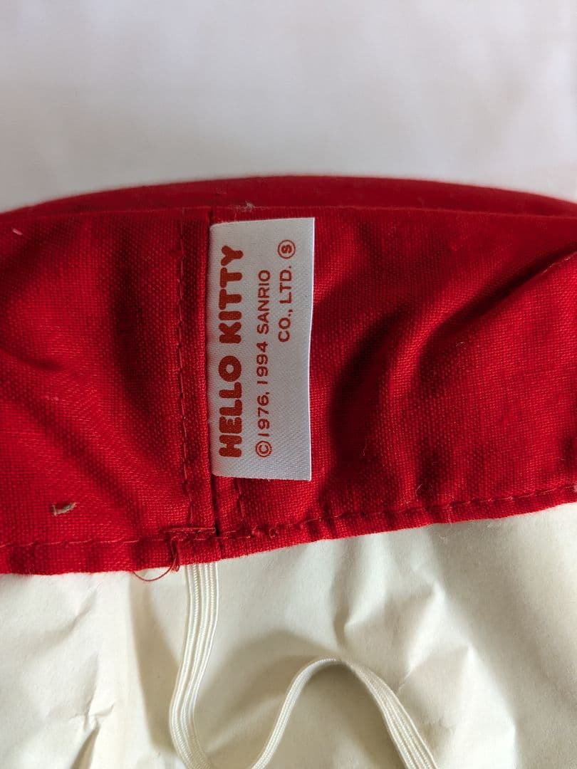 【希少】 新品未使用 サンリオ ハローキティ ティシュカバー チェック