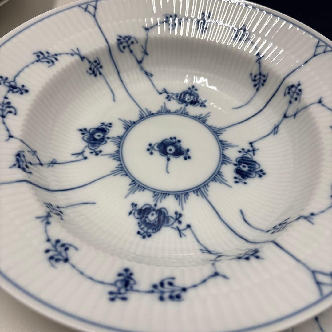 ロイヤルコペンハーゲン ブルーフルーテッドプレイン