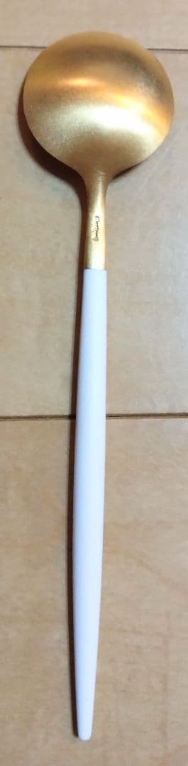 クチポール　ホワイト×ゴールドカトラリー各種セット 5点