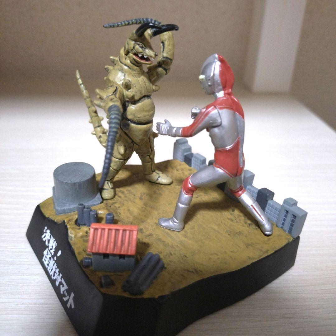 ウルトラ怪獣戯画 2個セット - メルカリ