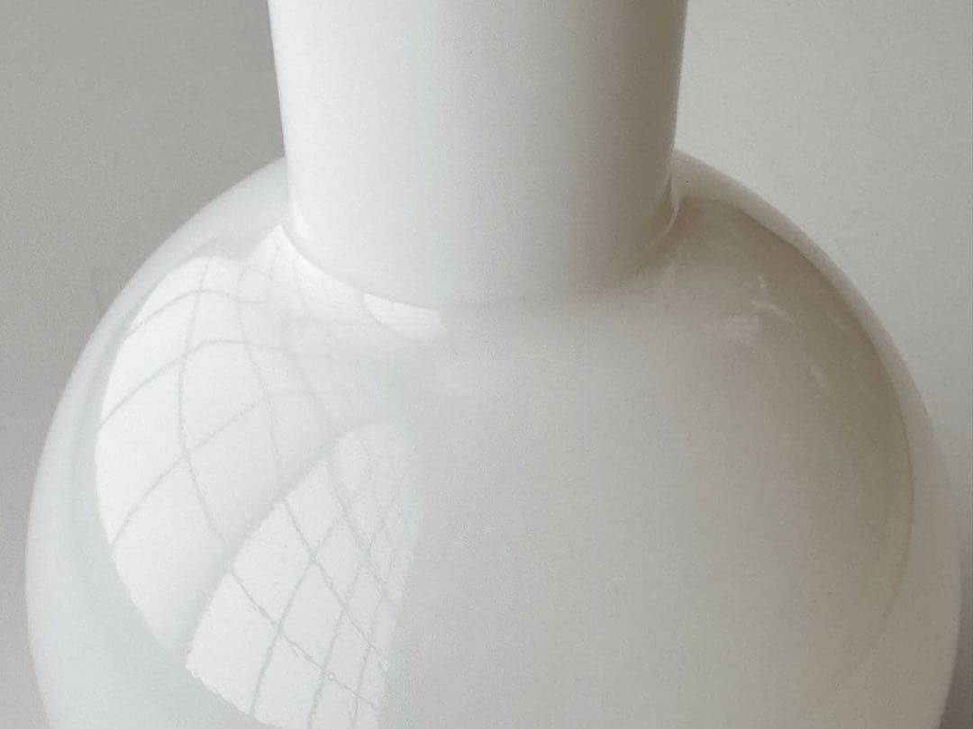 ヴィンテージ ホワイト フラスコ型 球形 ガラス 花瓶