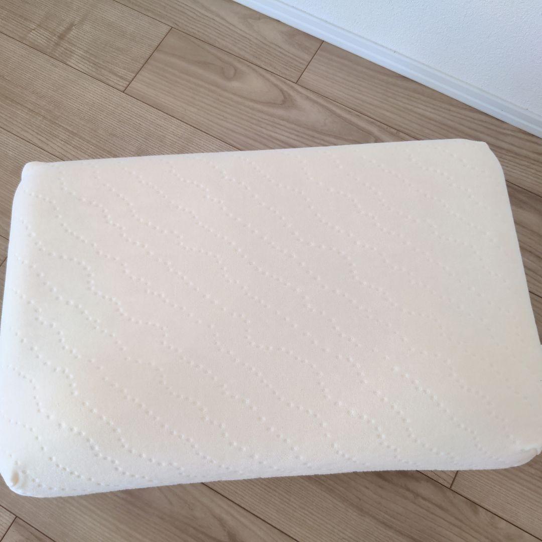 Comfort Kuddent 整形外科医推薦枕 人体工学デザイン