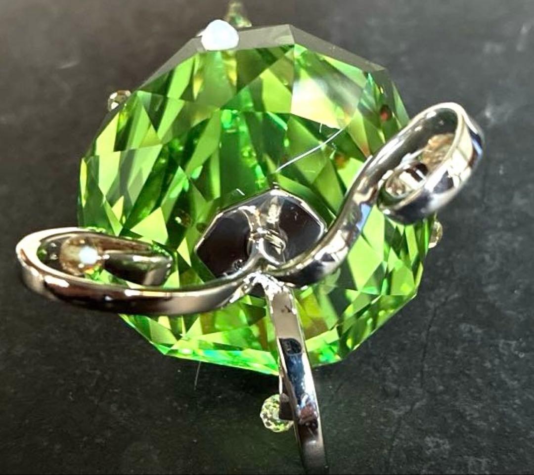 スワロフスキー　クリスマスツリー置物