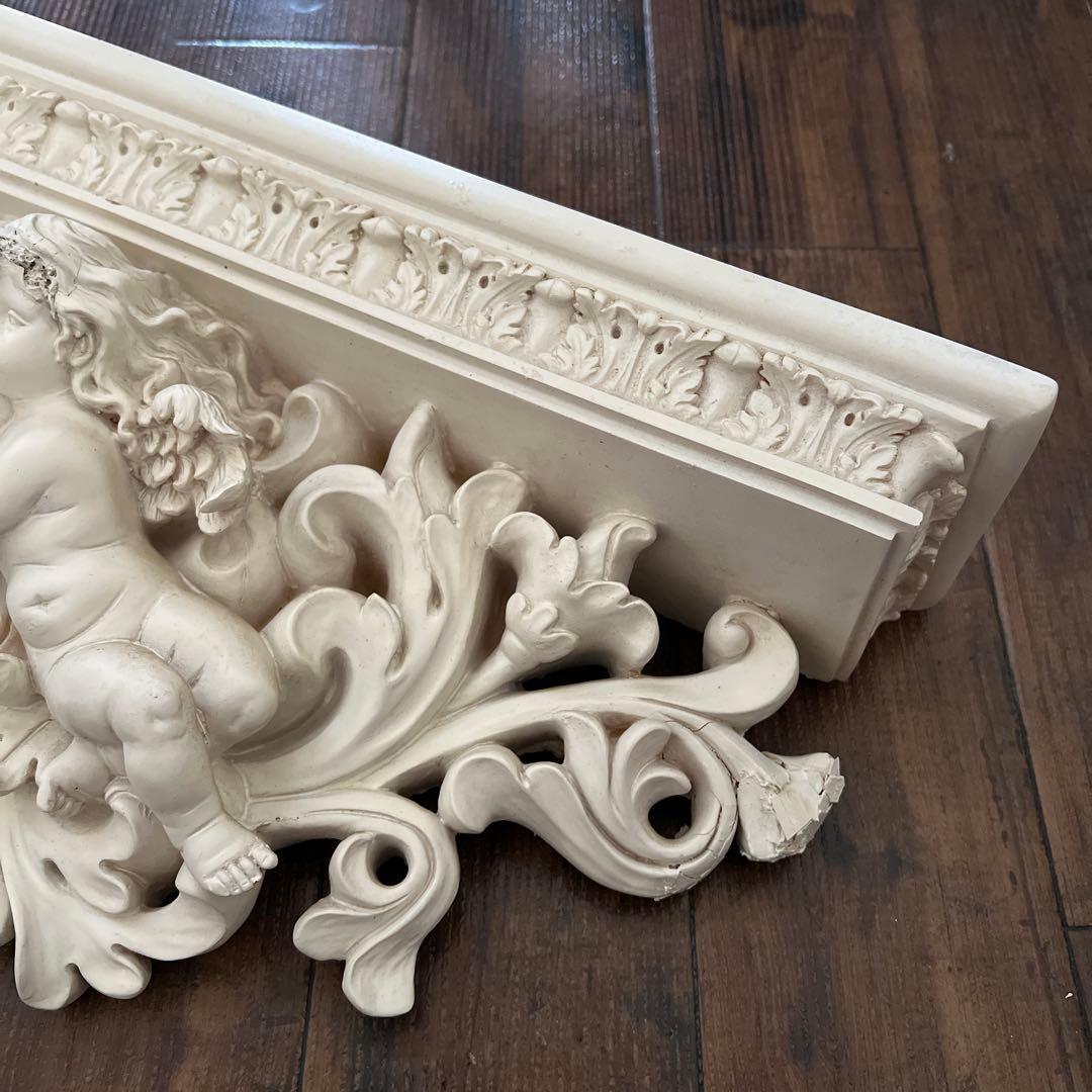 k754r122 ラッパを吹く天使 壁掛けシェルフ エンジェルレリーフ ホワイト