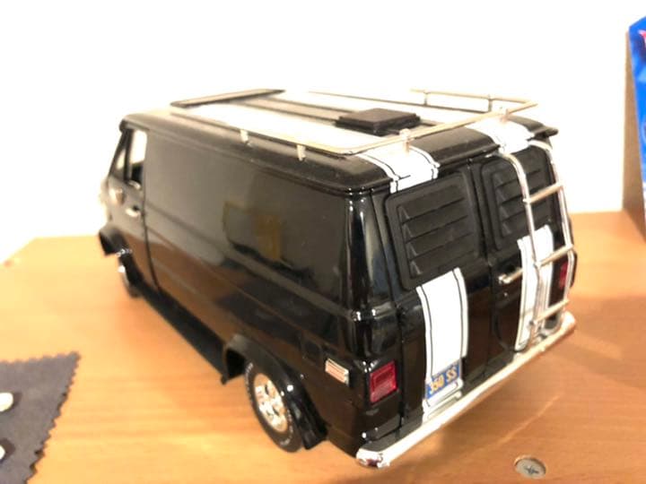 1974 シェビーバン 1/16 ミニカー - メルカリ