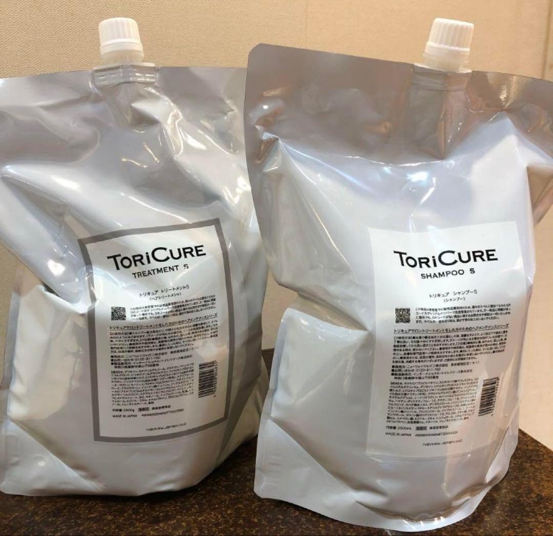 ハチ様専用❣️ トリキュア❣️トリートメント & シャンプー M