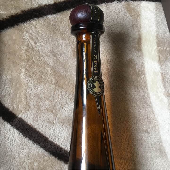 Justin Bieber が口ずけをして飲んだテキーラ。