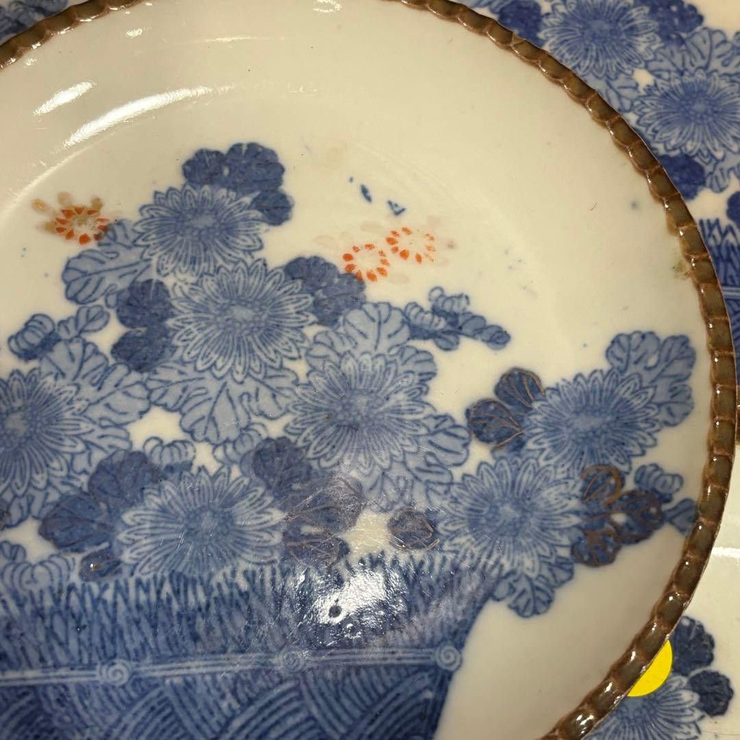 珍しい柄　印判皿