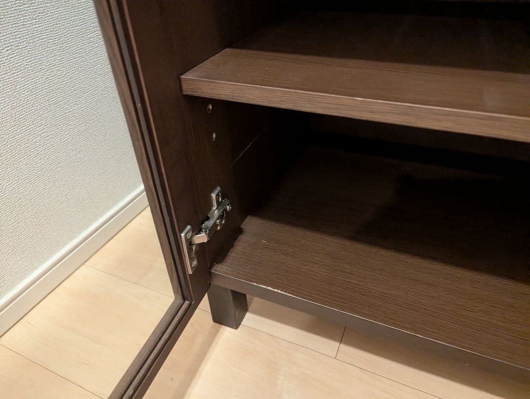 無印良品 ダークブラウン 木製 キャビネ ット ガラス扉 シェルフ