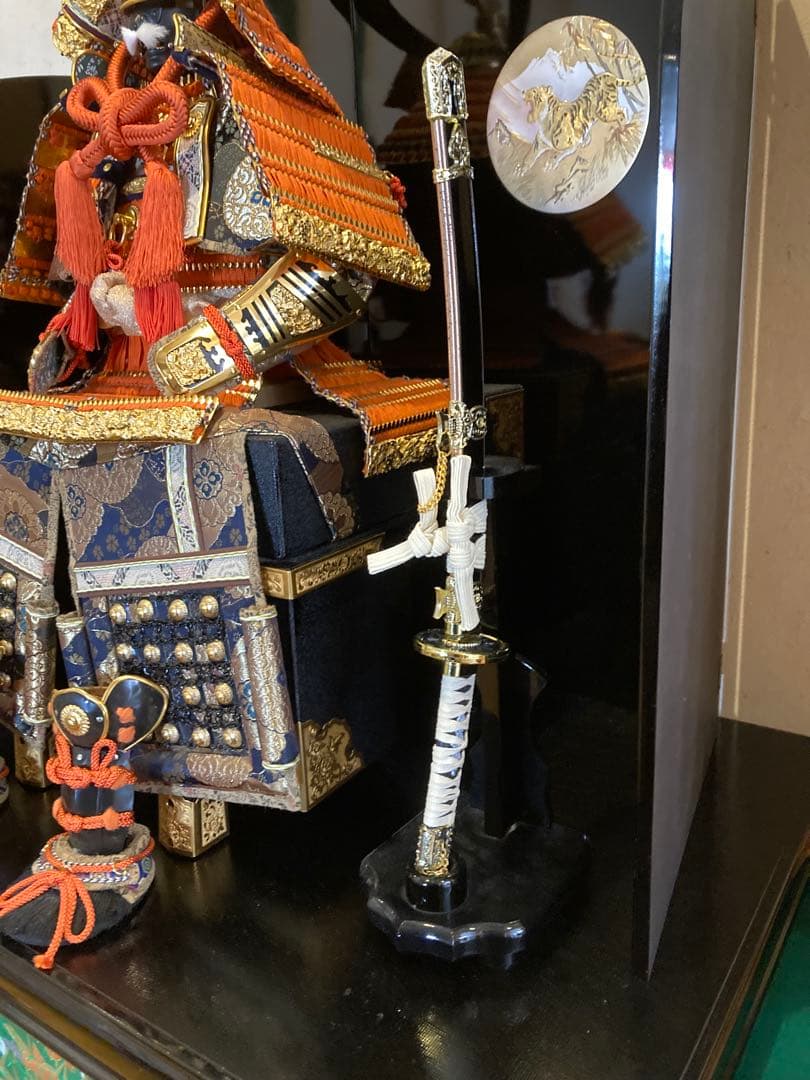 超美品　五月人形　鎧兜　一式　彫金　格式高い　仕上げ　破魔弓もお付けします