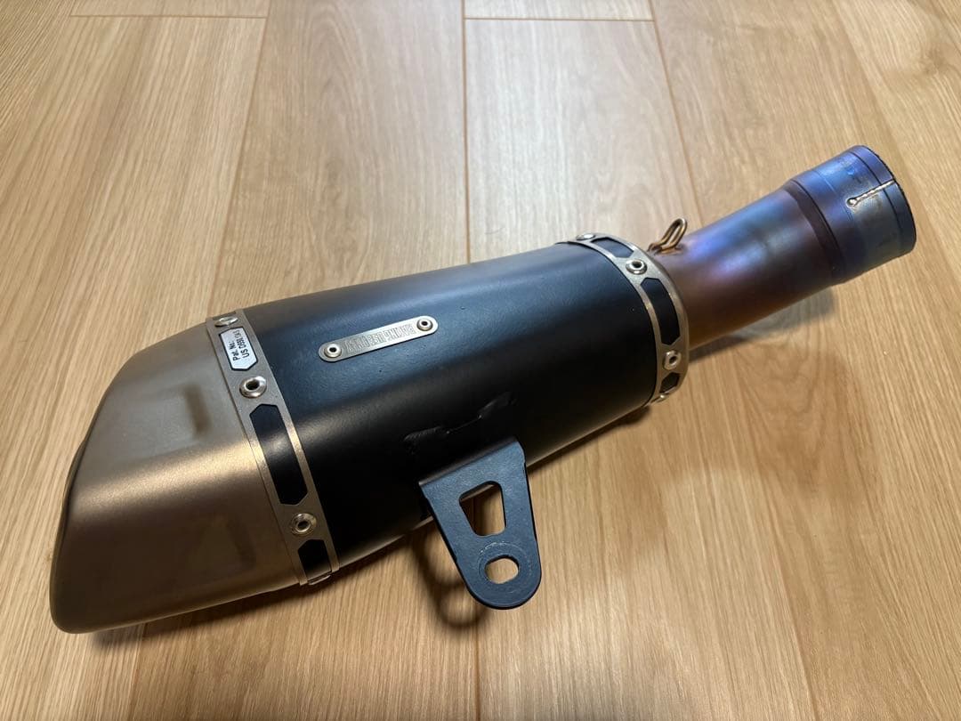 ZX-10R AKRAPOVIC アクラポビッチ スリップオン マフラー 21年 - メルカリ