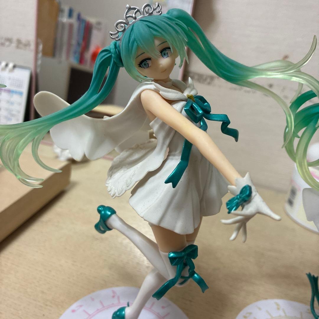 初音ミク 天使シリーズ全種 フィギュア 箱無し - メルカリ