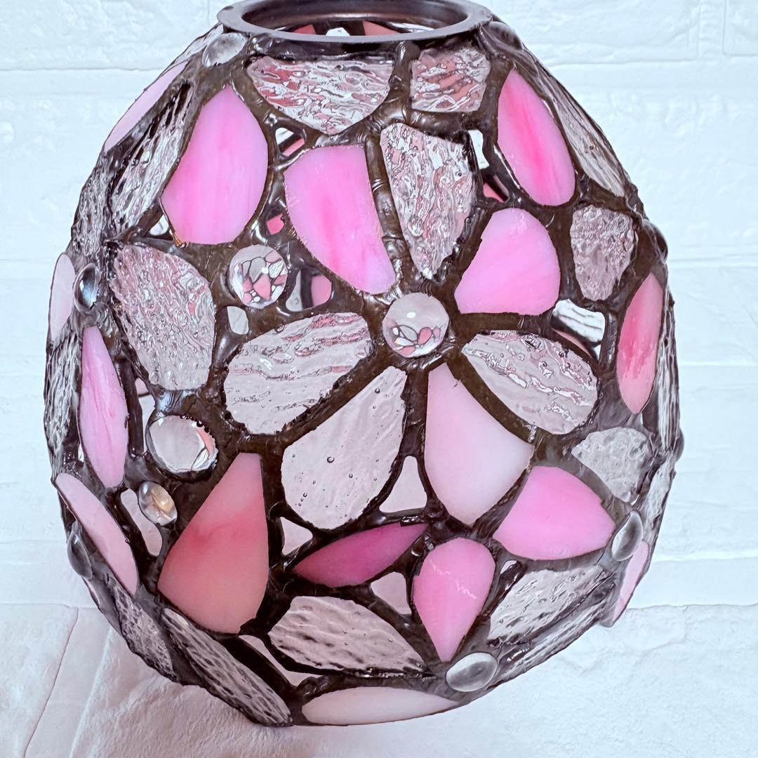 新品未使用　ピンク　ステンドランプ　ステンドガラス　吊り下げ型　桜　ハナハナ