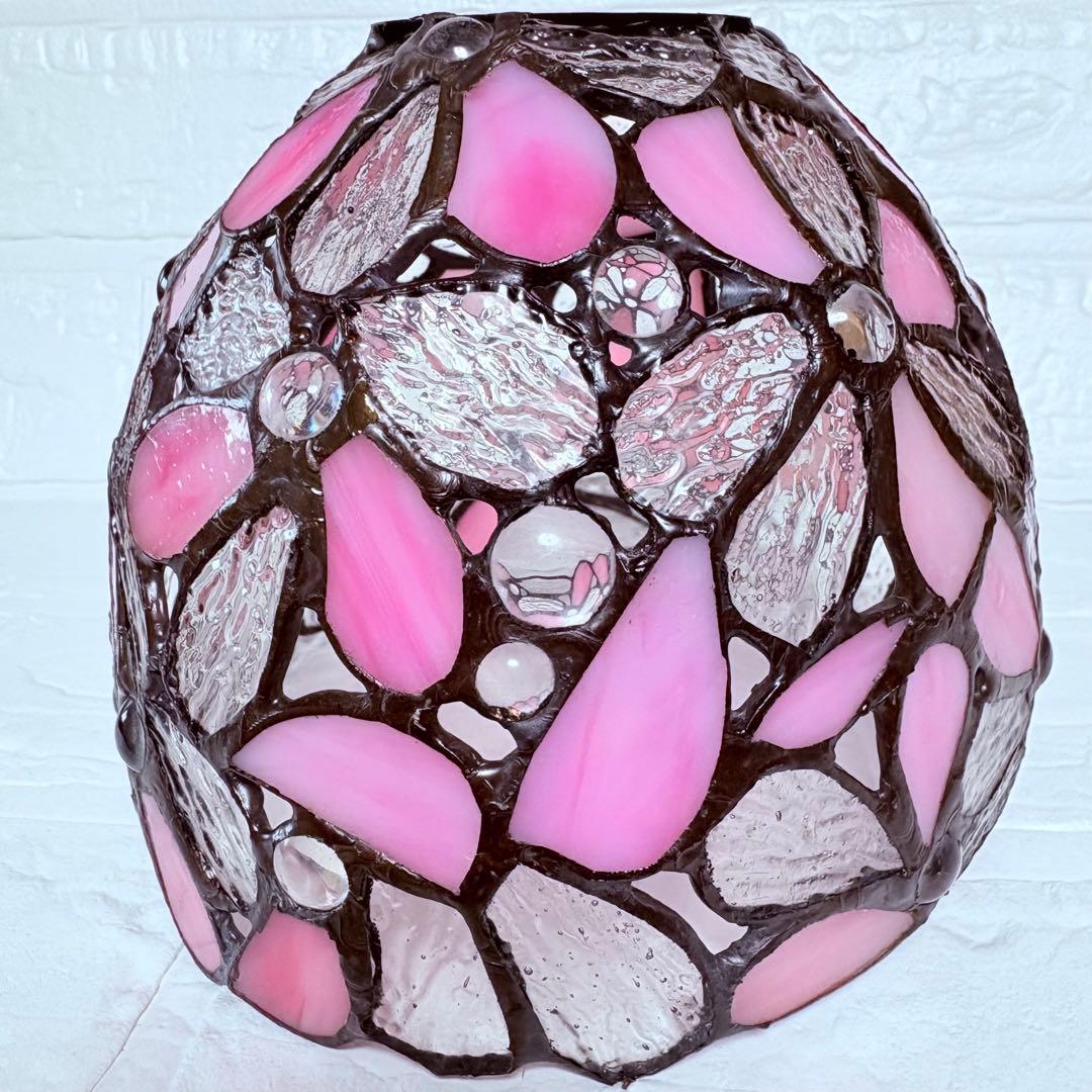 新品未使用　ピンク　ステンドランプ　ステンドガラス　吊り下げ型　桜　ハナハナ