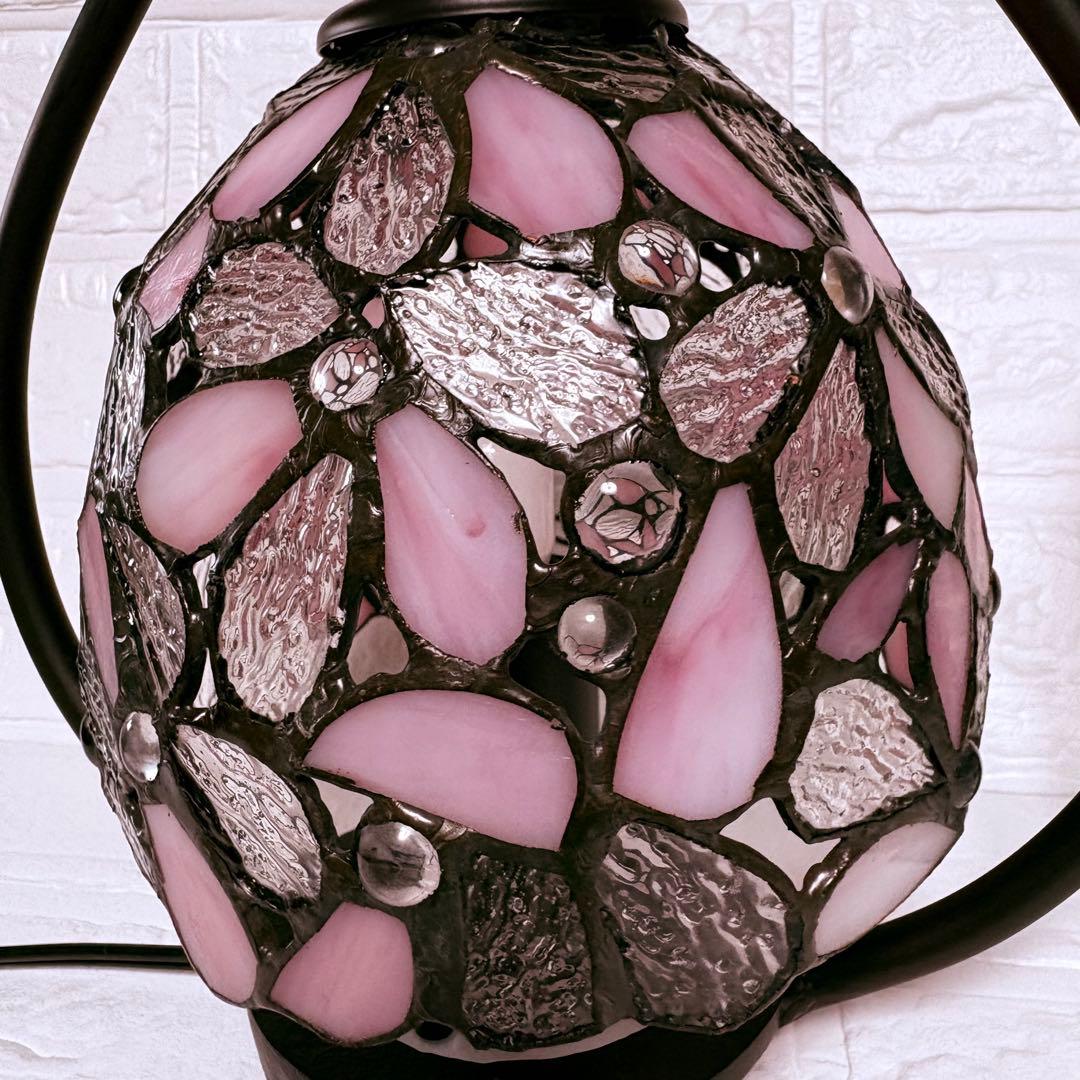 新品未使用　ピンク　ステンドランプ　ステンドガラス　吊り下げ型　桜　ハナハナ