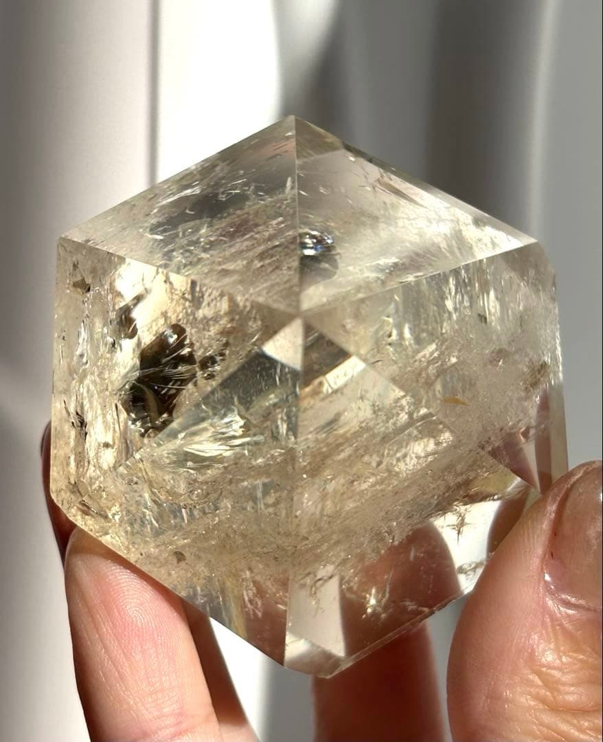 《高品質》ナチュラルスモーキー強虹・プリズム光ダイヤカット