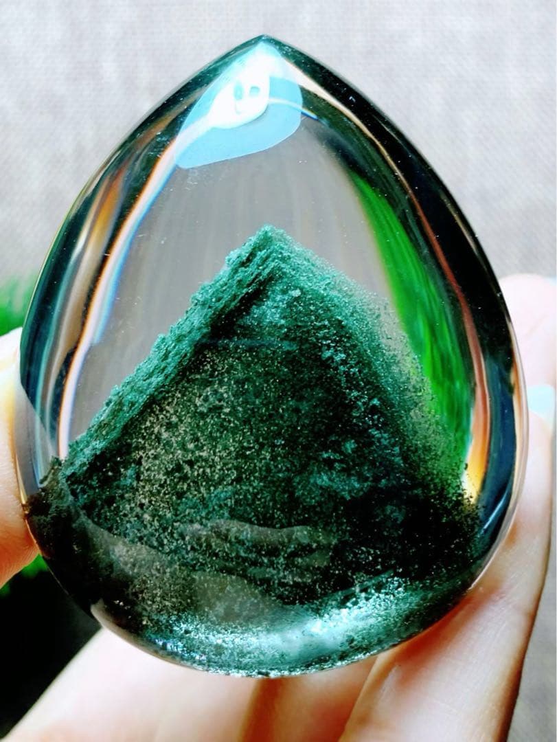 ⭐︎【極上品】天然 グリーン ガーデン クォーツ 置物 100.3g