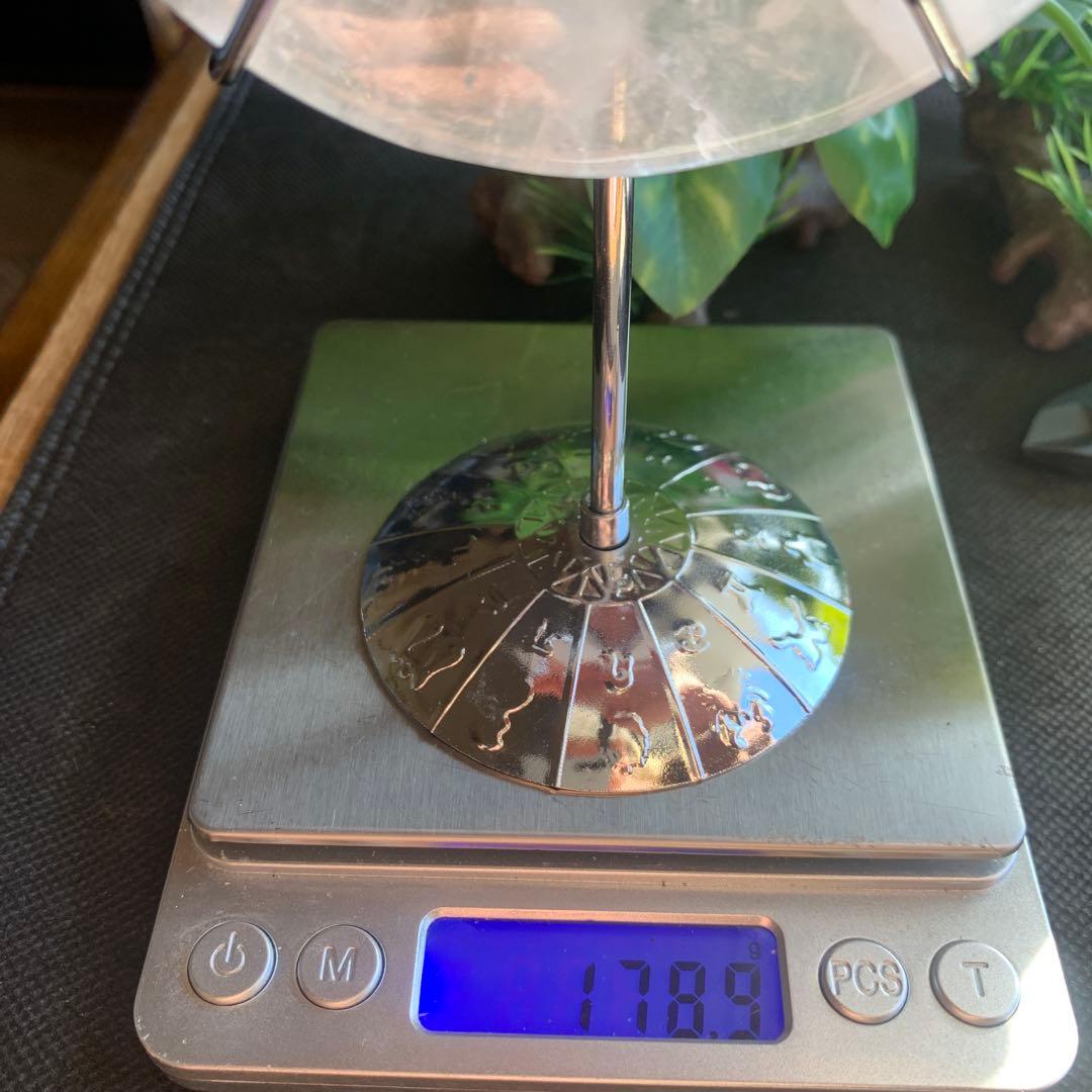 クリアクォーツ　ムーン　水晶の大きな三日月　お月さま　台座付き　天然石置物　水晶