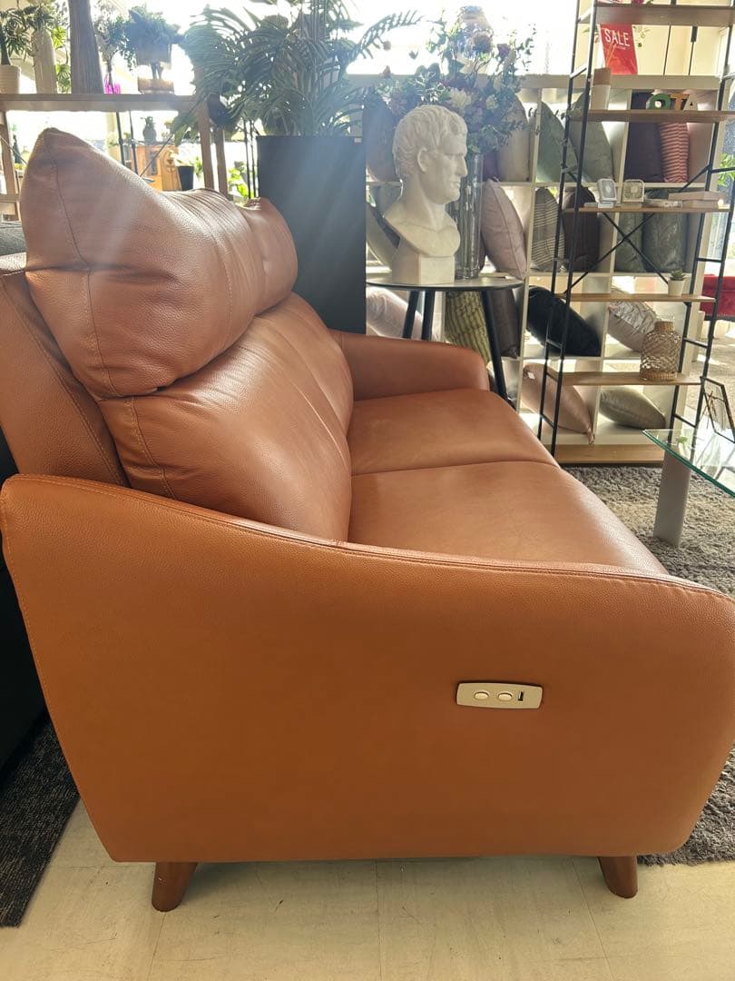 本革レザー 電動リクライニング2人掛けソファ　ヤマダデンキ×IDC大塚家具